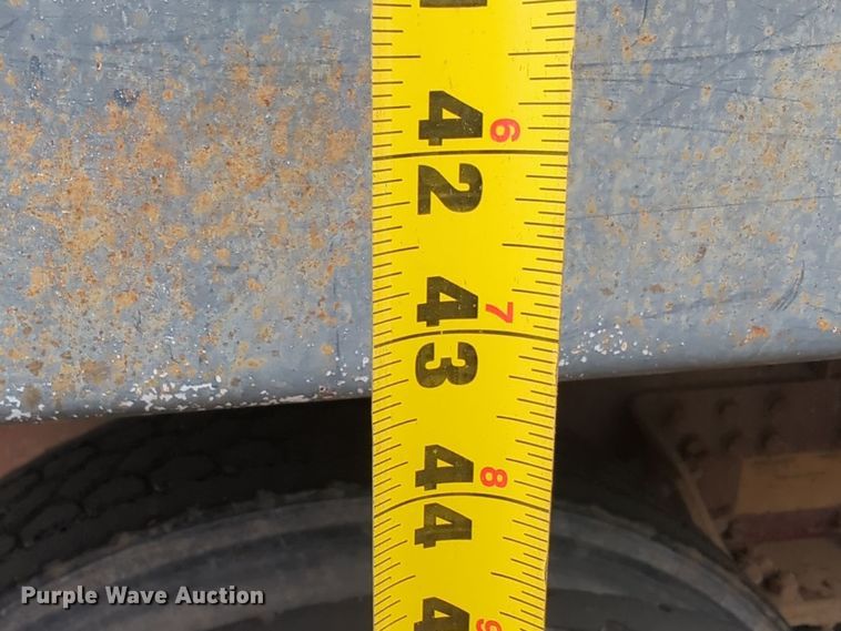 image for item DT6558 2005 Sterling L9500 dump truck