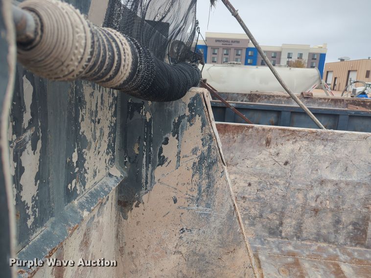 image for item DT6558 2005 Sterling L9500 dump truck