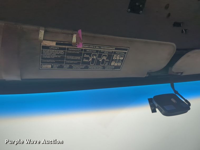 image for item DT6558 2005 Sterling L9500 dump truck