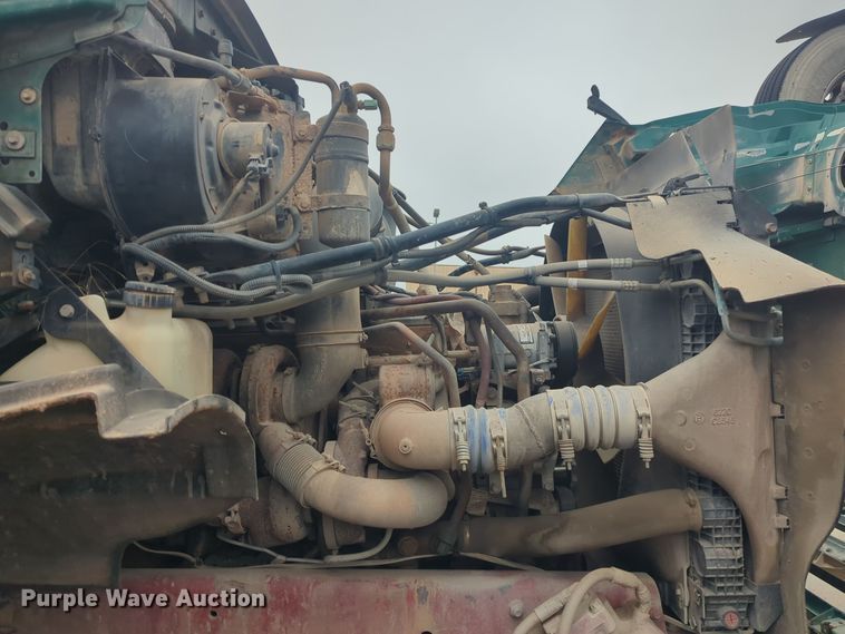 image for item DT6558 2005 Sterling L9500 dump truck