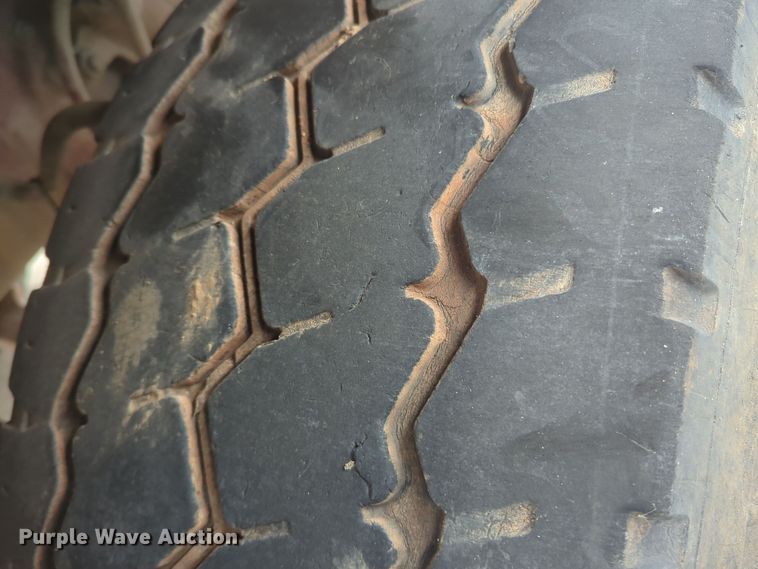 image for item DT6558 2005 Sterling L9500 dump truck