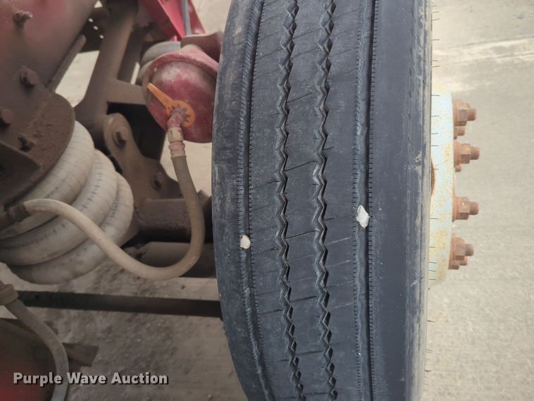 image for item DT6558 2005 Sterling L9500 dump truck