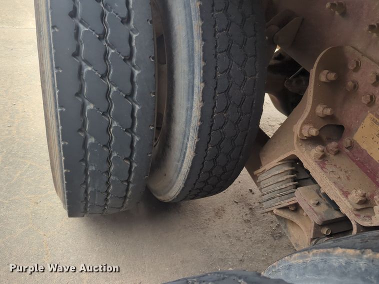 image for item DT6558 2005 Sterling L9500 dump truck