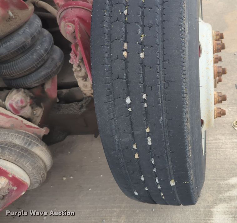 image for item DT6558 2005 Sterling L9500 dump truck