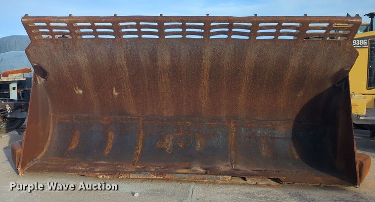 image for item DT6577 Caterpillar 990 Series wheel loader bucket