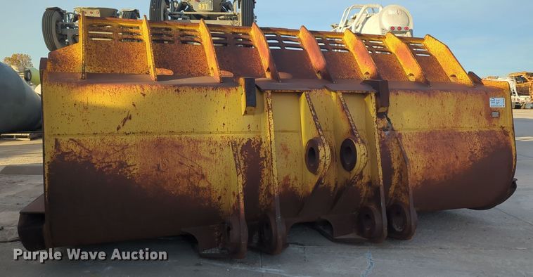 image for item DT6580 Caterpillar 990 Series wheel loader bucket