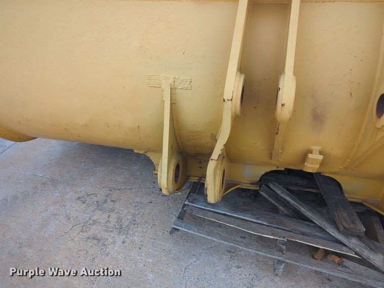 image for item DT6582 Caterpillar wheel loader bucket