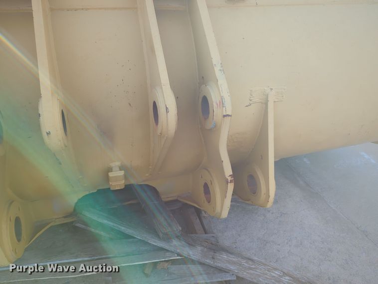 image for item DT6582 Caterpillar wheel loader bucket