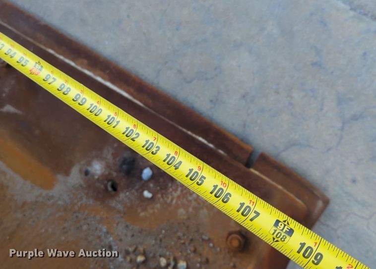 image for item DT6585 Caterpillar wheel loader bucket