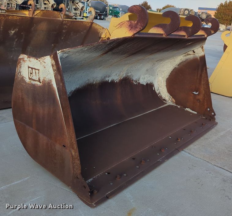 image for item DT6586 Caterpillar wheel loader bucket