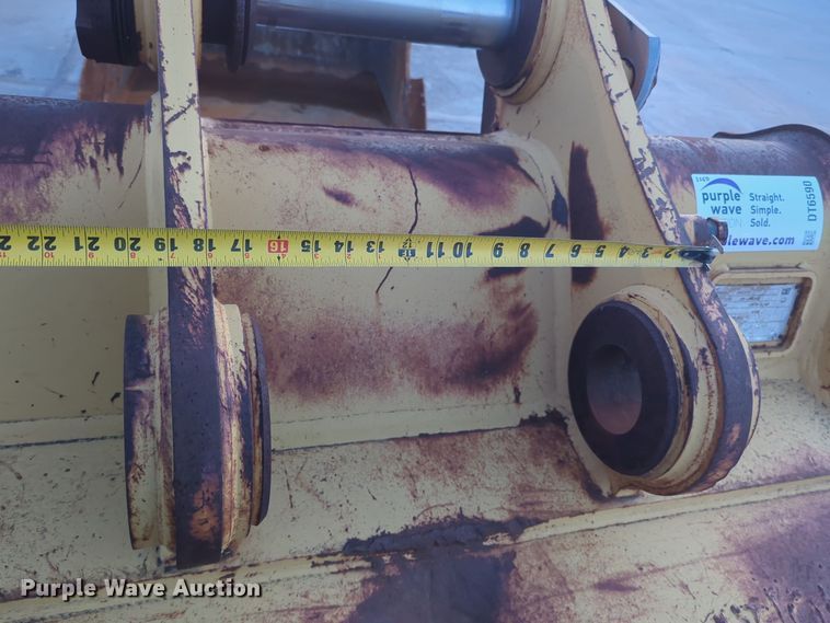 image for item DT6590 Caterpillar 325D excavator bucket