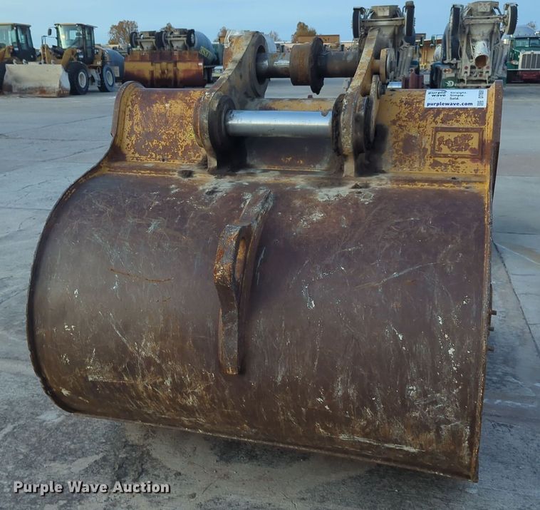 image for item DT6591 Caterpillar excavator bucket