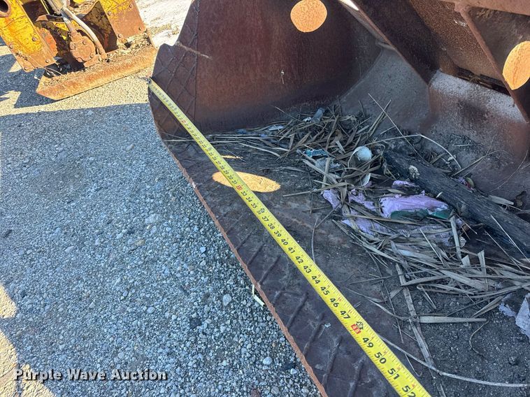 image for item DU3252 Excavator bucket