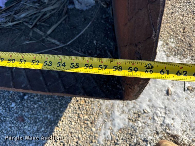 image for item DU3252 Excavator bucket