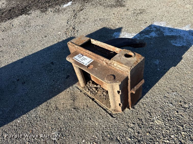 image for item DU3253 Excavator ripper tooth