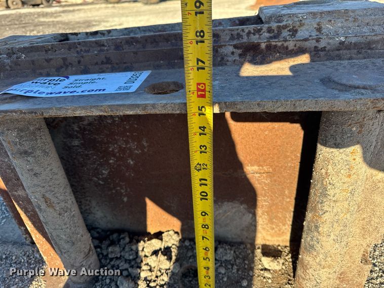 image for item DU3253 Excavator ripper tooth