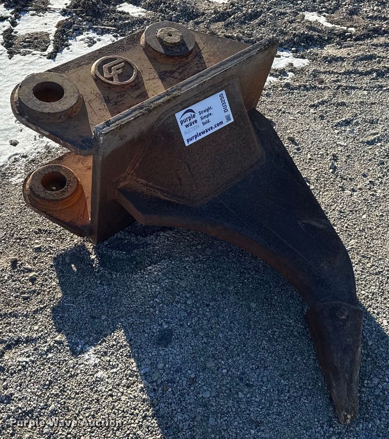 image for item DU3255 CF excavator ripper tooth