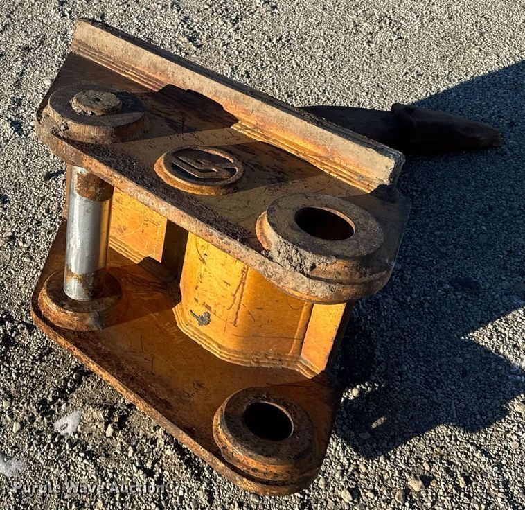 image for item DU3255 CF excavator ripper tooth