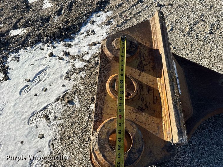 image for item DU3255 CF excavator ripper tooth