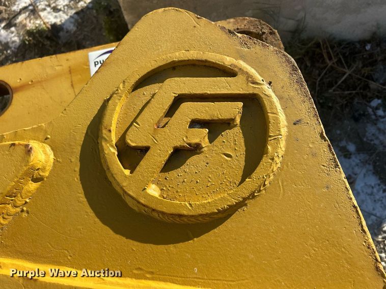 image for item DU3261 CF excavator bucket