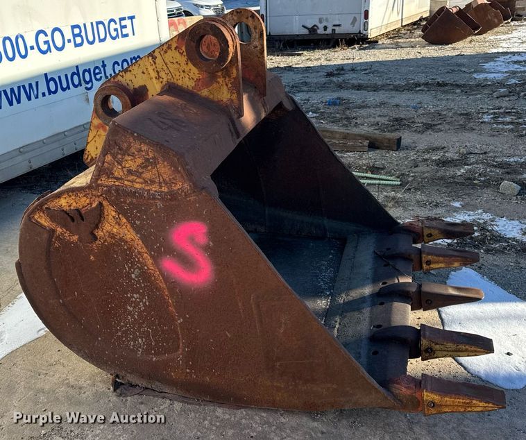 image for item DU3267 Excavator bucket