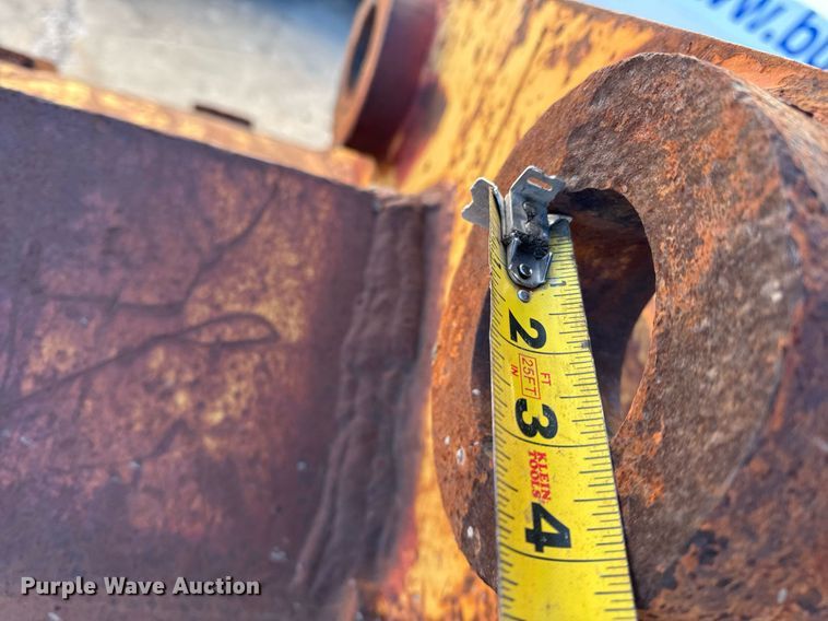 image for item DU3267 Excavator bucket