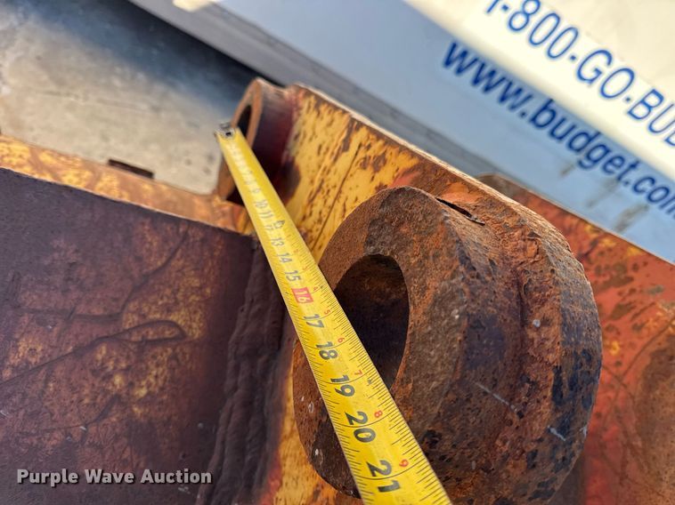 image for item DU3267 Excavator bucket