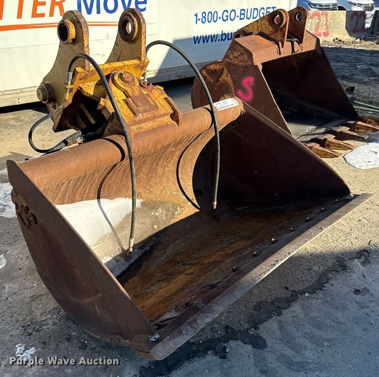 image for item DU3268 Excavator bucket
