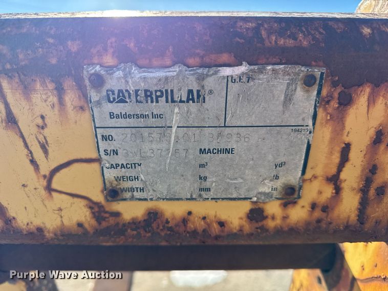 image for item DU3270 Caterpillar wheel loader forks