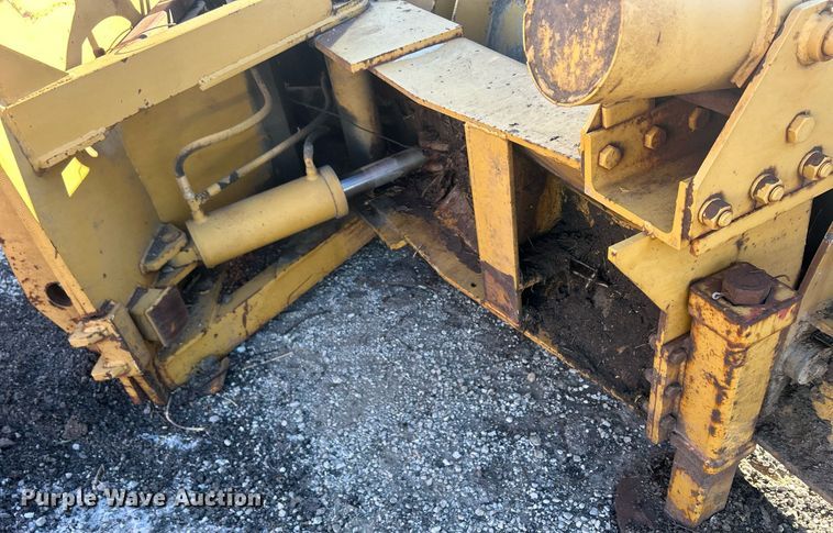 image for item DU3273 Henke 6421 snow plow