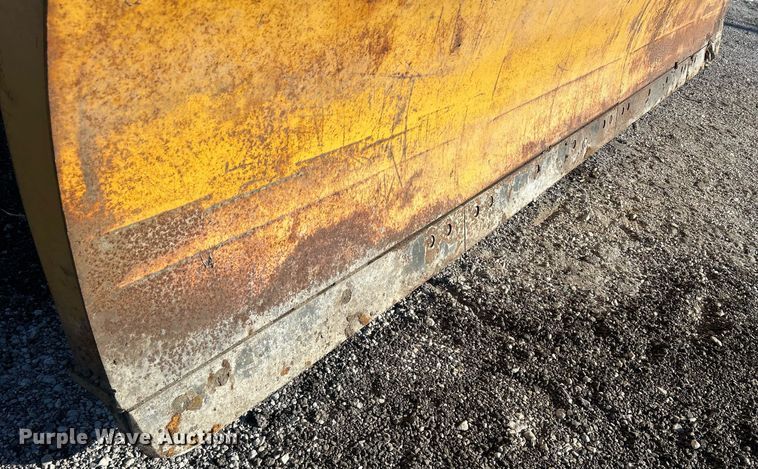 image for item DU3273 Henke 6421 snow plow