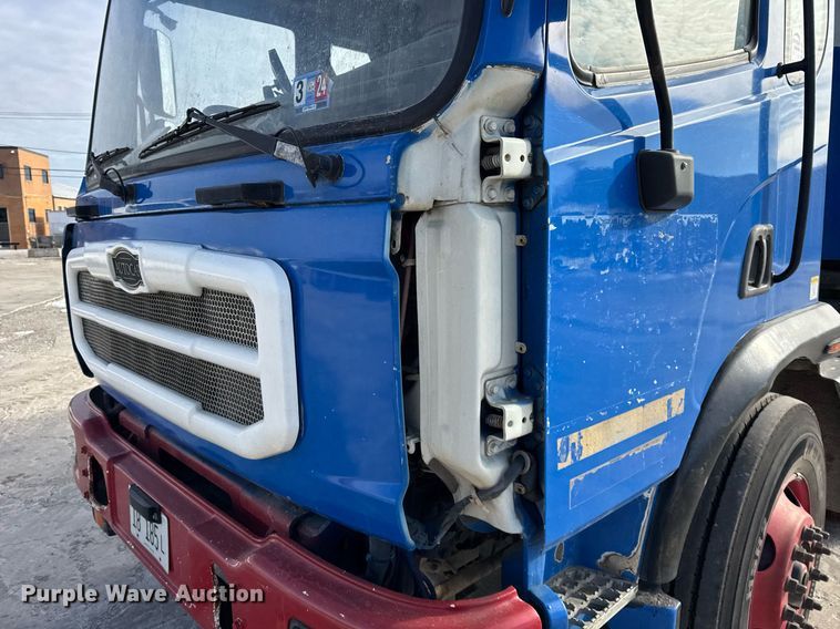 image for item DU3280 2012 Autocar street sweeper truck