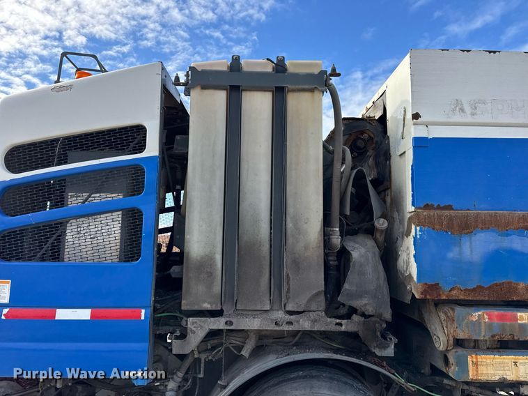 image for item DU3280 2012 Autocar street sweeper truck