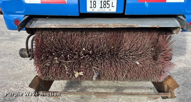 image for item DU3280 2012 Autocar street sweeper truck