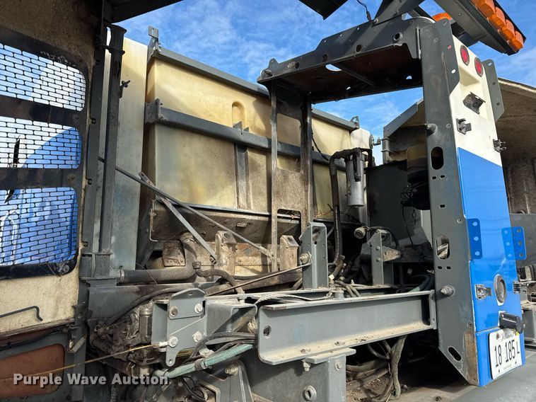 image for item DU3280 2012 Autocar street sweeper truck