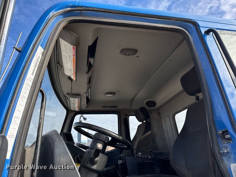 image for item DU3280 2012 Autocar street sweeper truck