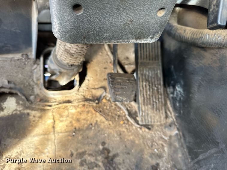 image for item DU3280 2012 Autocar street sweeper truck