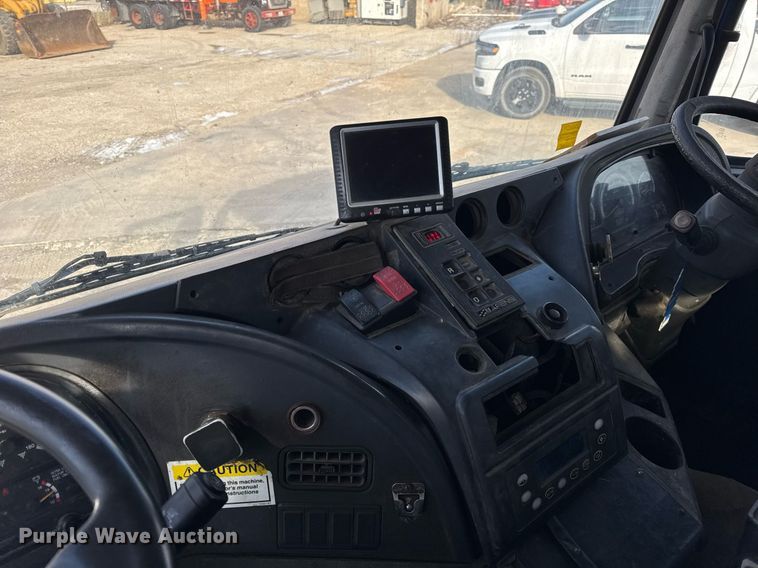 image for item DU3280 2012 Autocar street sweeper truck