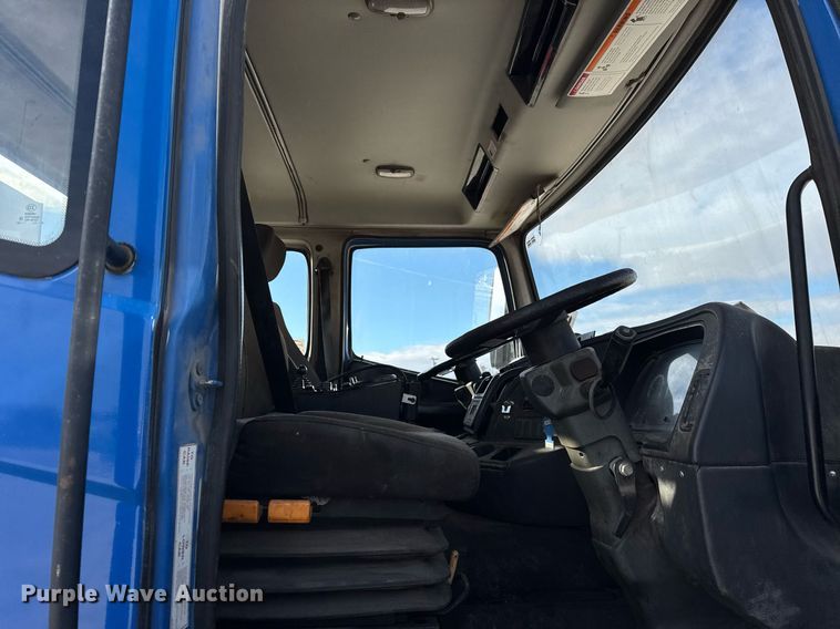 image for item DU3280 2012 Autocar street sweeper truck