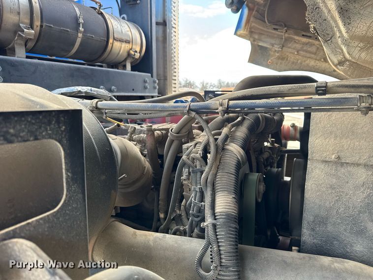 image for item DU3280 2012 Autocar street sweeper truck