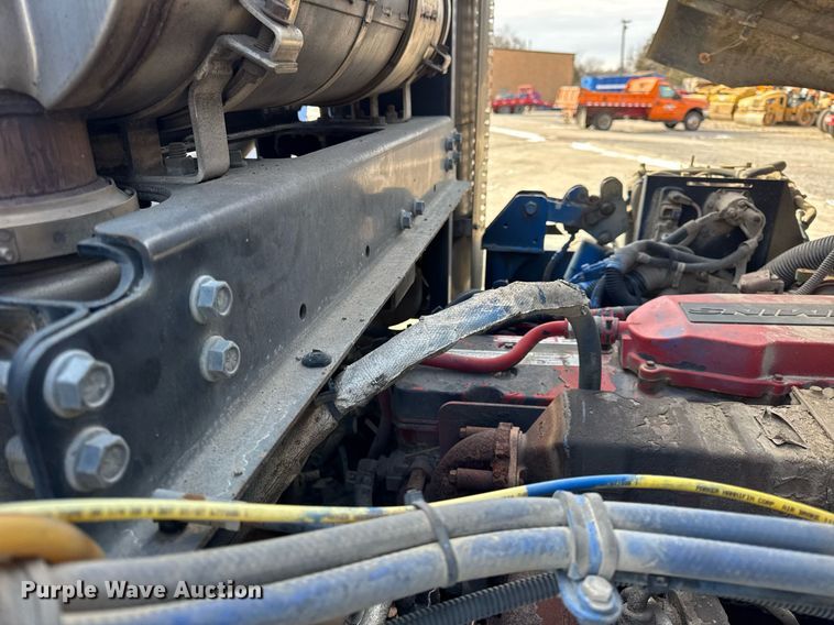 image for item DU3280 2012 Autocar street sweeper truck