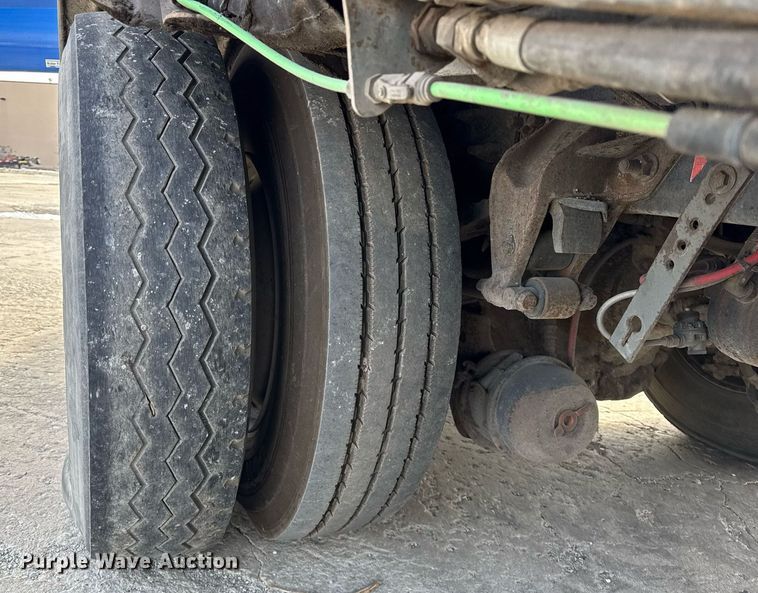 image for item DU3280 2012 Autocar street sweeper truck