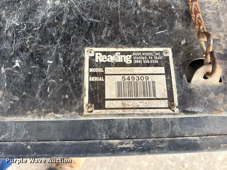 image for item DU3284 2002 Ford  F450 Super Duty XL flatbed truck