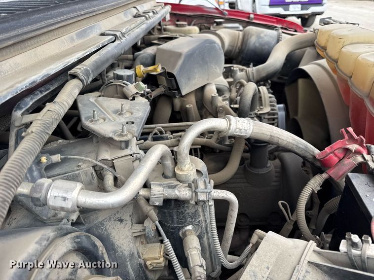 image for item DU3284 2002 Ford  F450 Super Duty XL flatbed truck