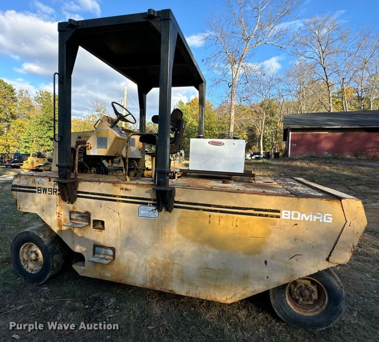 image for item DU9655 Bomag BW-9R pneumatic roller