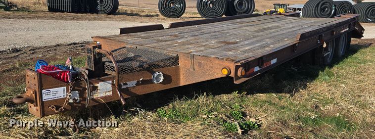 image for item DV0037 2004 Belshe equipment trailer