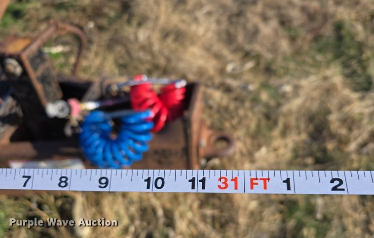 image for item DV0037 2004 Belshe equipment trailer