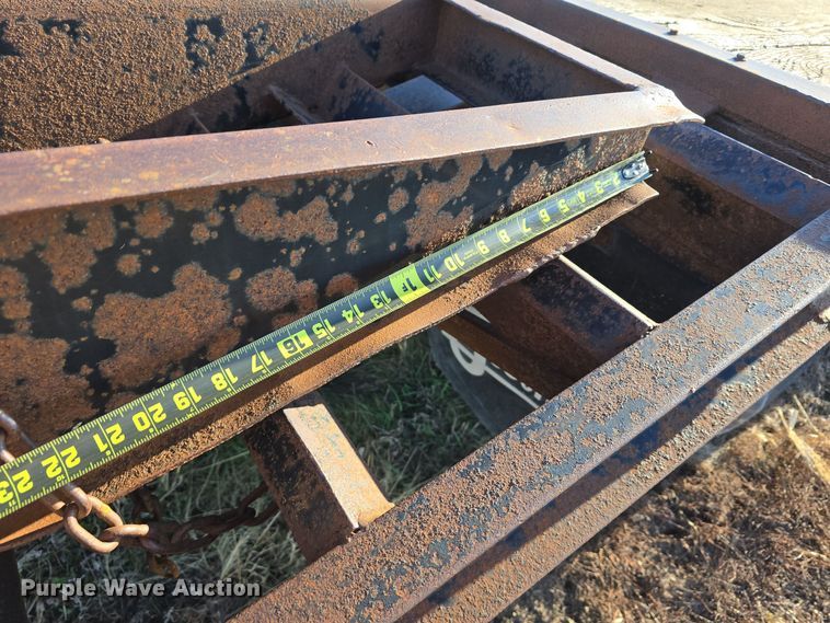 image for item DV0037 2004 Belshe equipment trailer