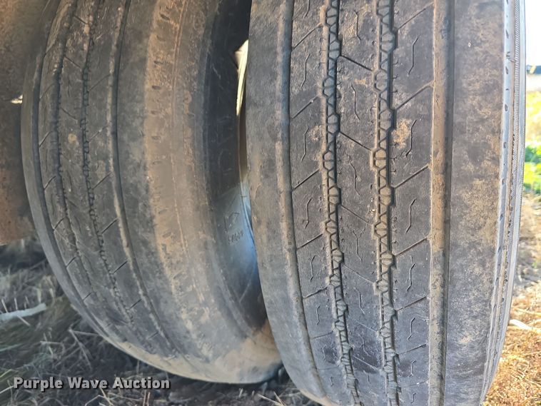 image for item DV0037 2004 Belshe equipment trailer