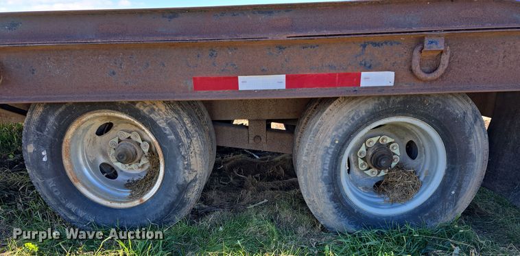 image for item DV0037 2004 Belshe equipment trailer